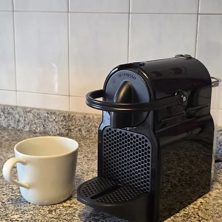 Lägenhet Cosy, Sunny In Boavista Avenue- Bednbike Oporto