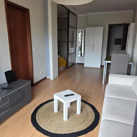 Cosy, Sunny In Boavista Avenue- Bednbike * Oporto