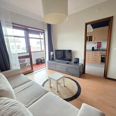 Cosy, Sunny In Boavista Avenue- Bednbike